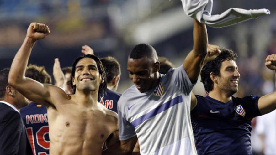 Los jugadores del Atlético celebran la victoria.