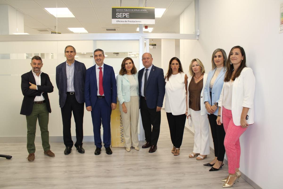 La consejera Rocío Blanco y el subdelegado del Gobierno en funciones, Juan Pedro Carnero, han visitado las instalaciones.
