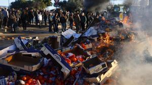 Los agricultores insisten en bloquear París si el Gobierno no atiende sus reivindicaciones