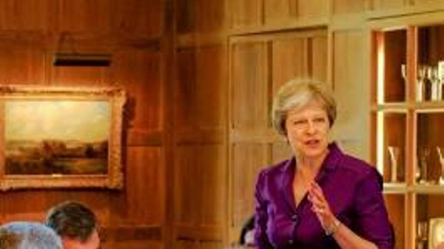 Theresa May ha mantingut la unitat del seu govern.