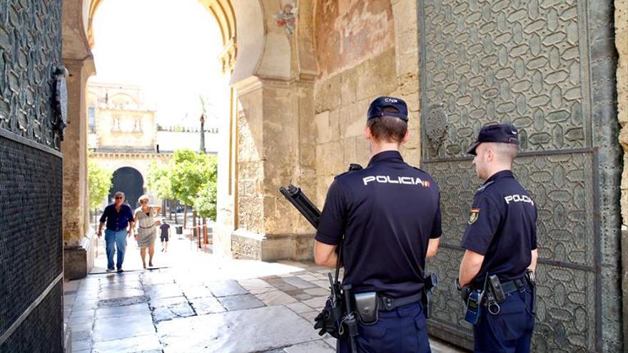 Córdoba tendrá barreras físicas contra vehículos y nuevas medidas de seguridad tras los atentados