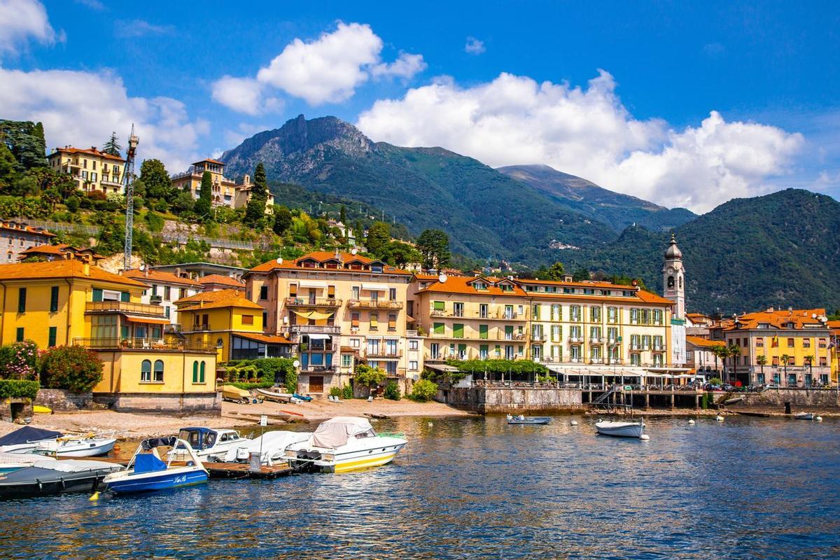 Menaggio, un pueblo en la costa del lago di Como