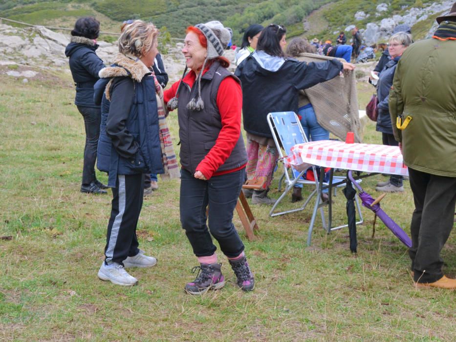 Romería de la trashumancia en los lagos de Salienc