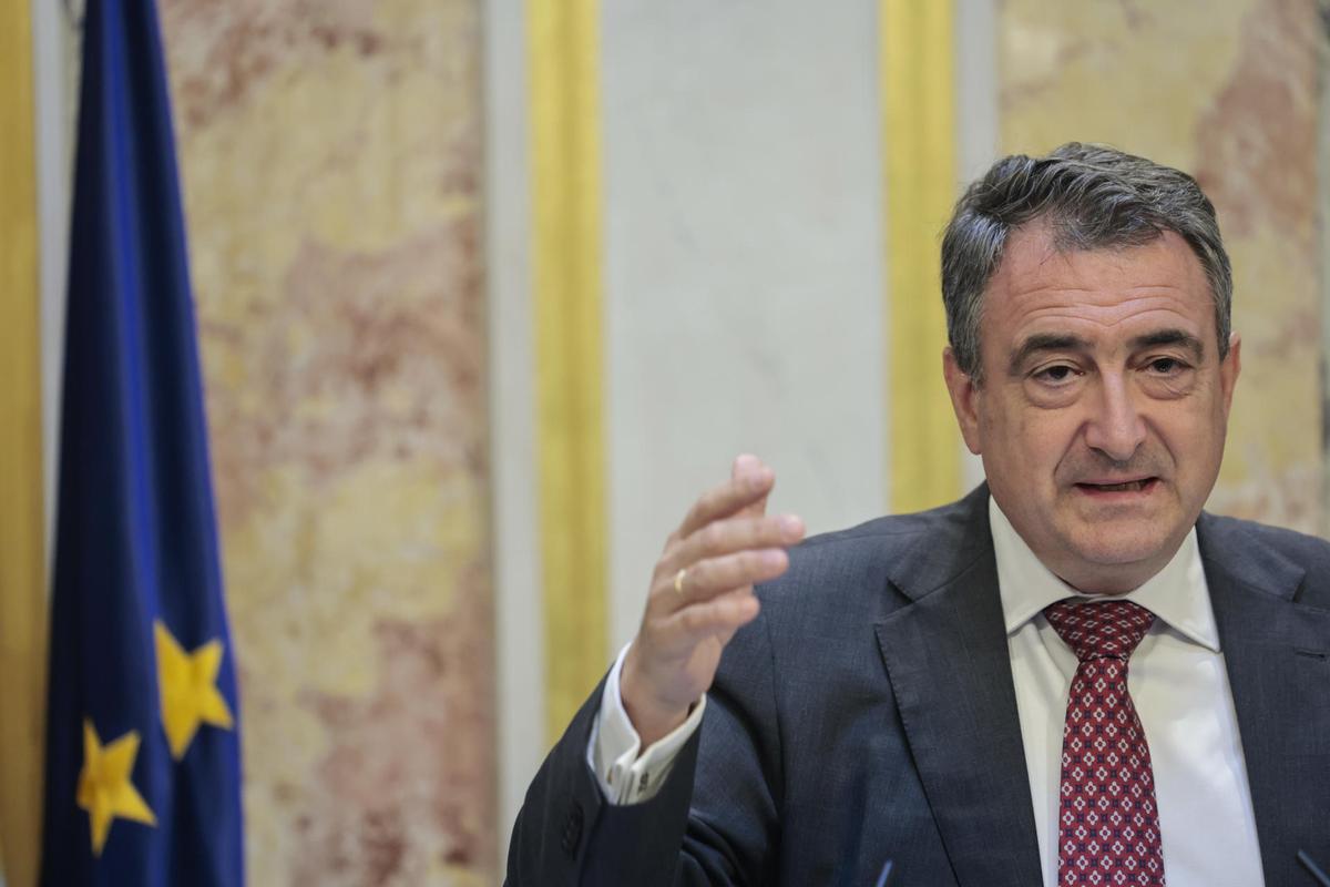 Aitor Esteban, tras el discurso de investidura de Alberto Núñez Feijóo.