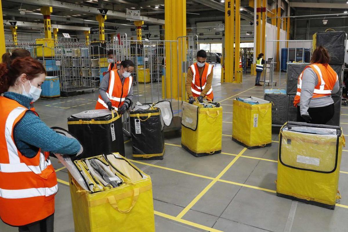 Trabajadoras de Amazon en Porriño.