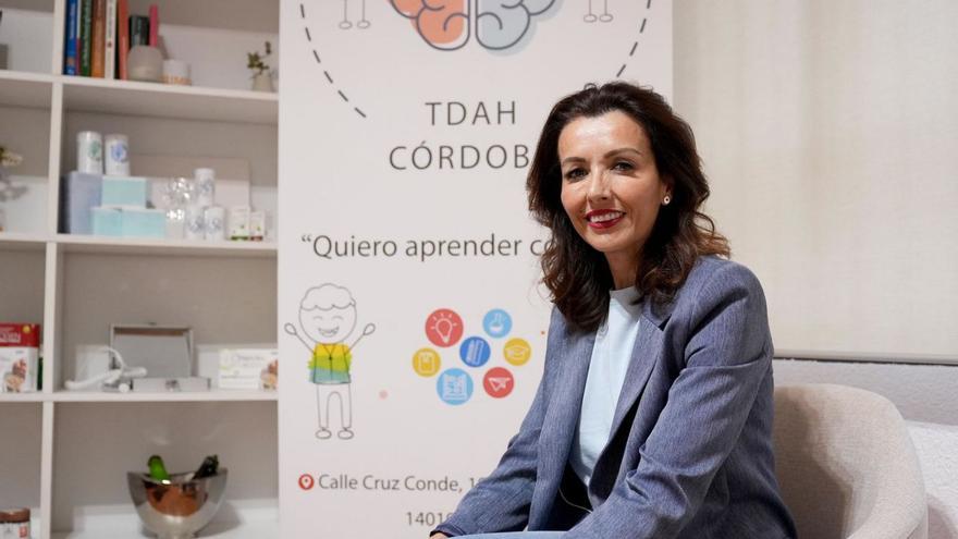 Rafaela Torres, presidenta de la asociación TDAH Cordoba, en la sede del colectivo. | CHENCHO MARTÍNEZ