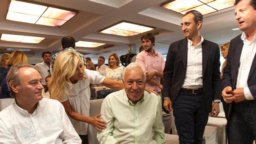 Margallo tiende la mano a Puig