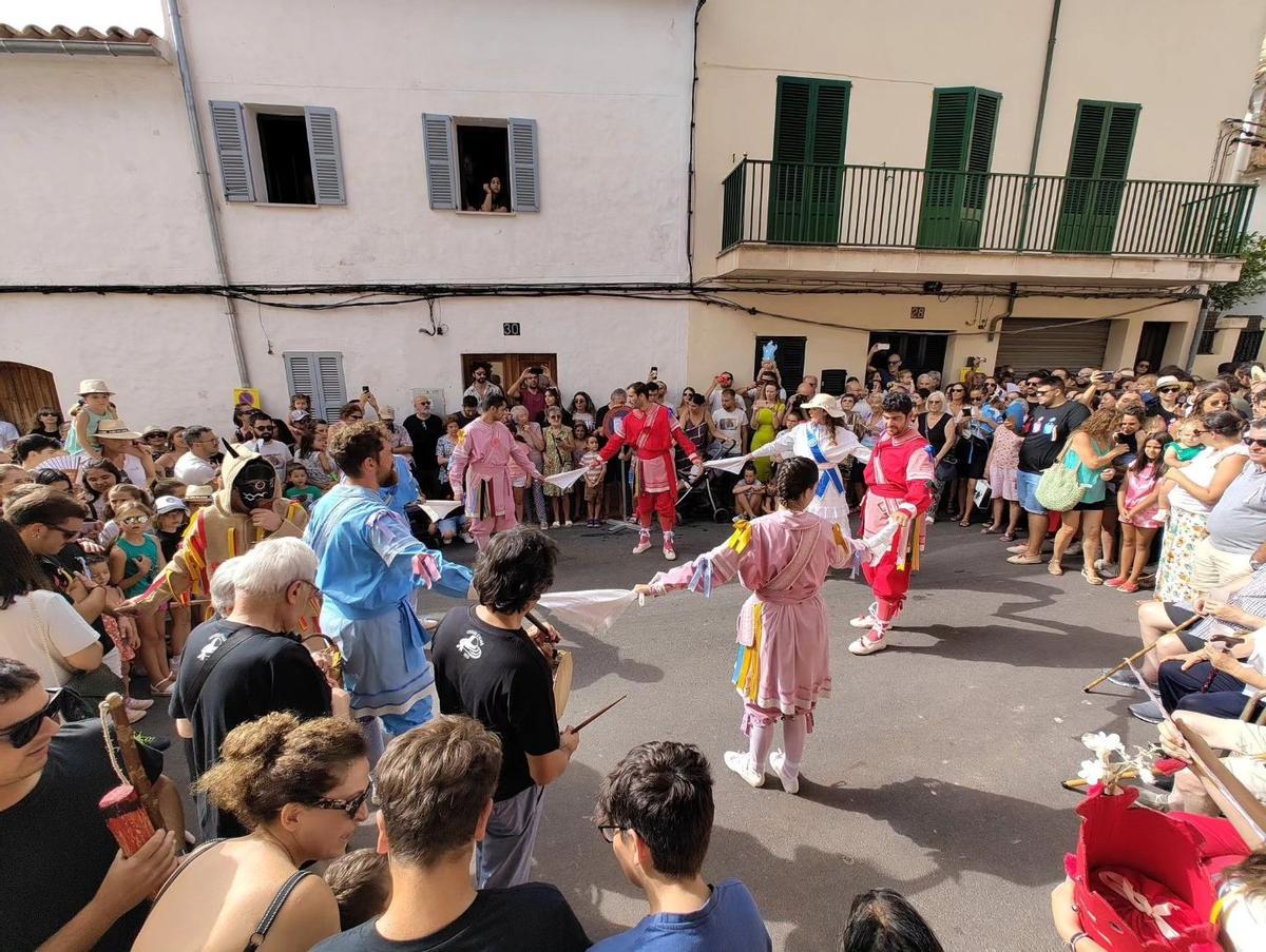 Una imagen de los Cossiers de Alaró, durante una de sus actuaciones.