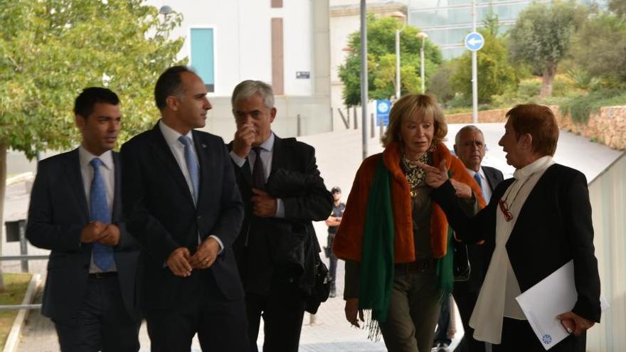 Fernández de la Vega lamenta que en Europa &quot;se haya retrocedido en igualdad y derechos&quot;