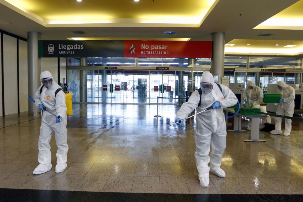 Desinfección en la Estación María Zambrano.