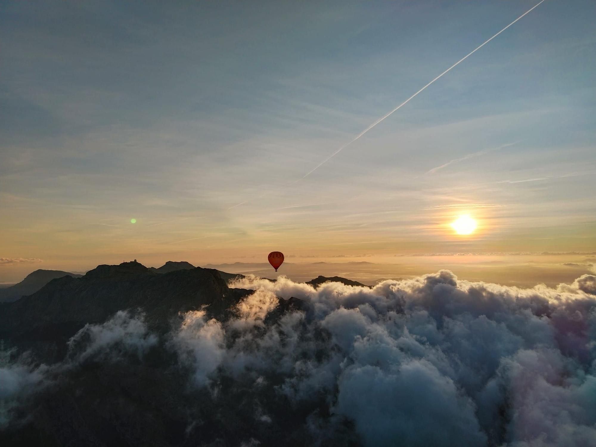 200 Meter am Puig Major vorbei: So spektakulär war der erste Ballonflug mit Passagieren über die Serra de Tramuntana