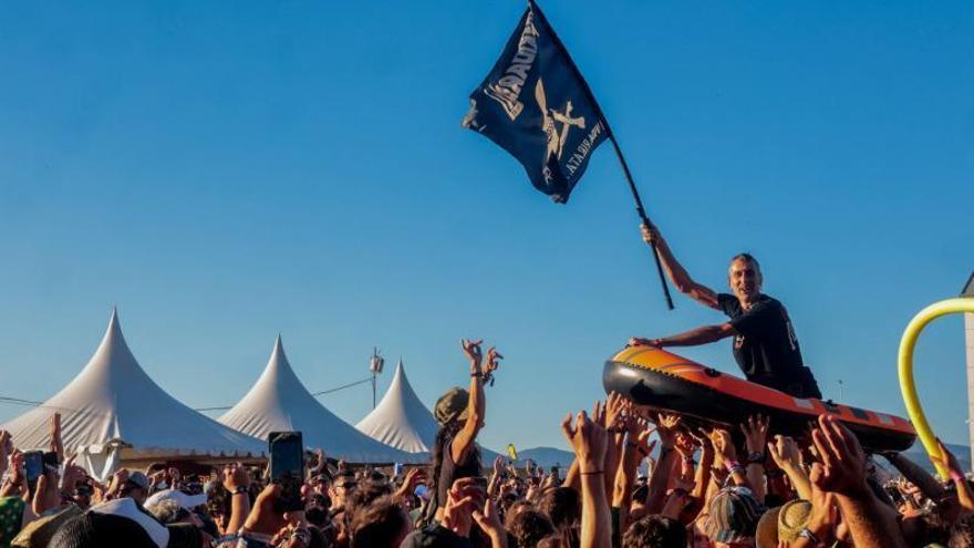 El Revenidas vibra con la música gallega