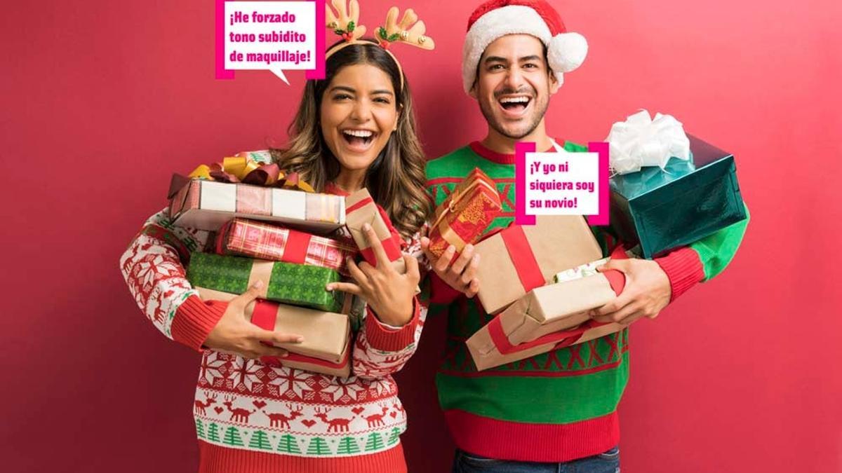 Una pareja con regalos de Navidad