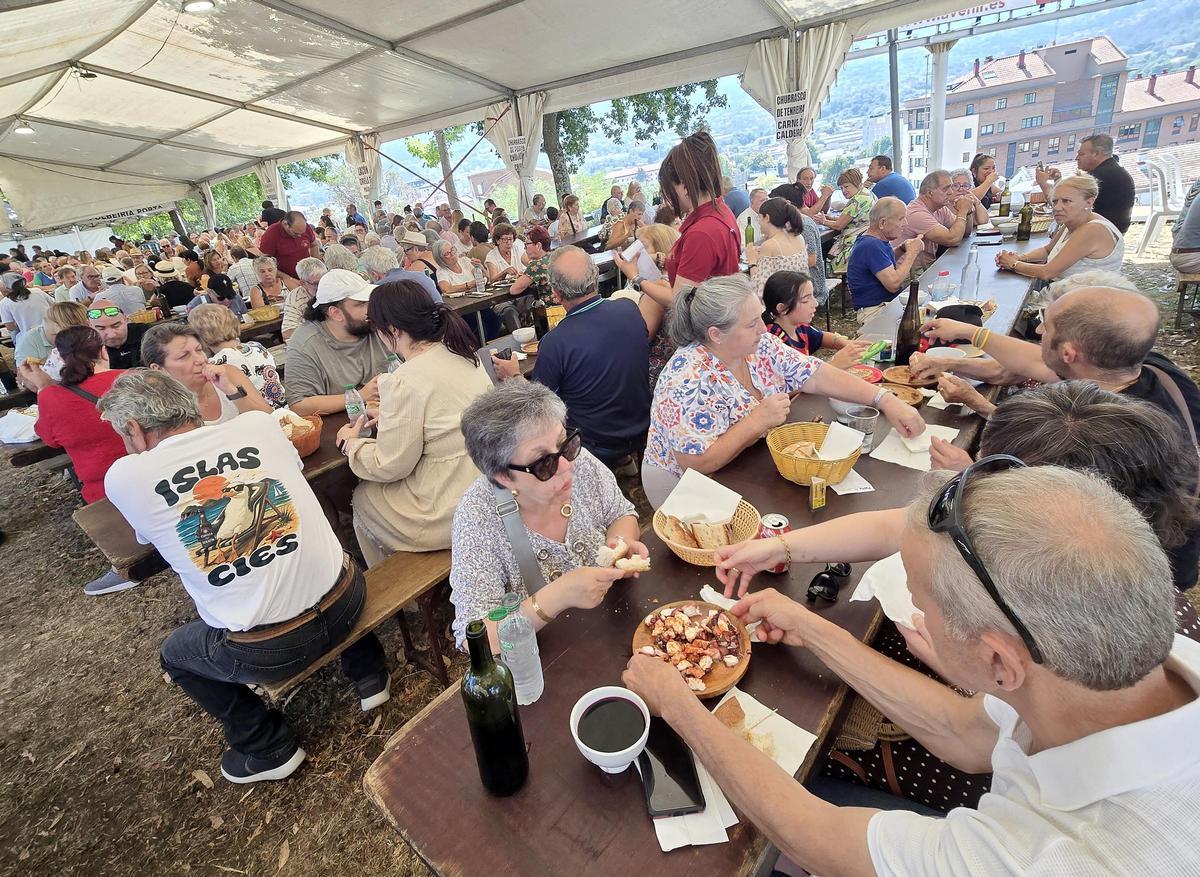 Día grande de las fiestas de San Roque en Vigo, en imágenes