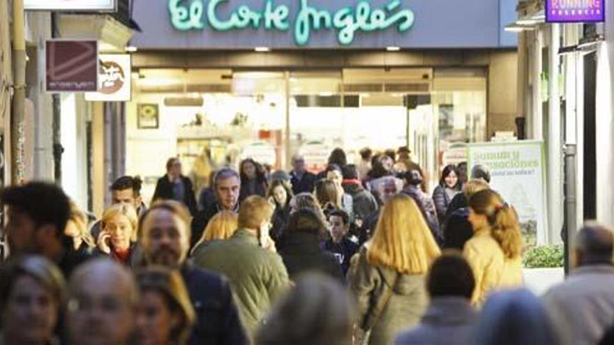 El Gobierno impondrá cambios en la ley de horarios comerciales del Consell