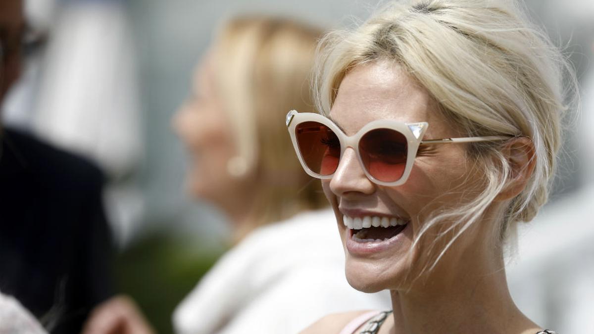 Amaia Salamanca sonriente durante el acto en el que ha recibido el premio Maribel Yébenes en el Festival de Málaga