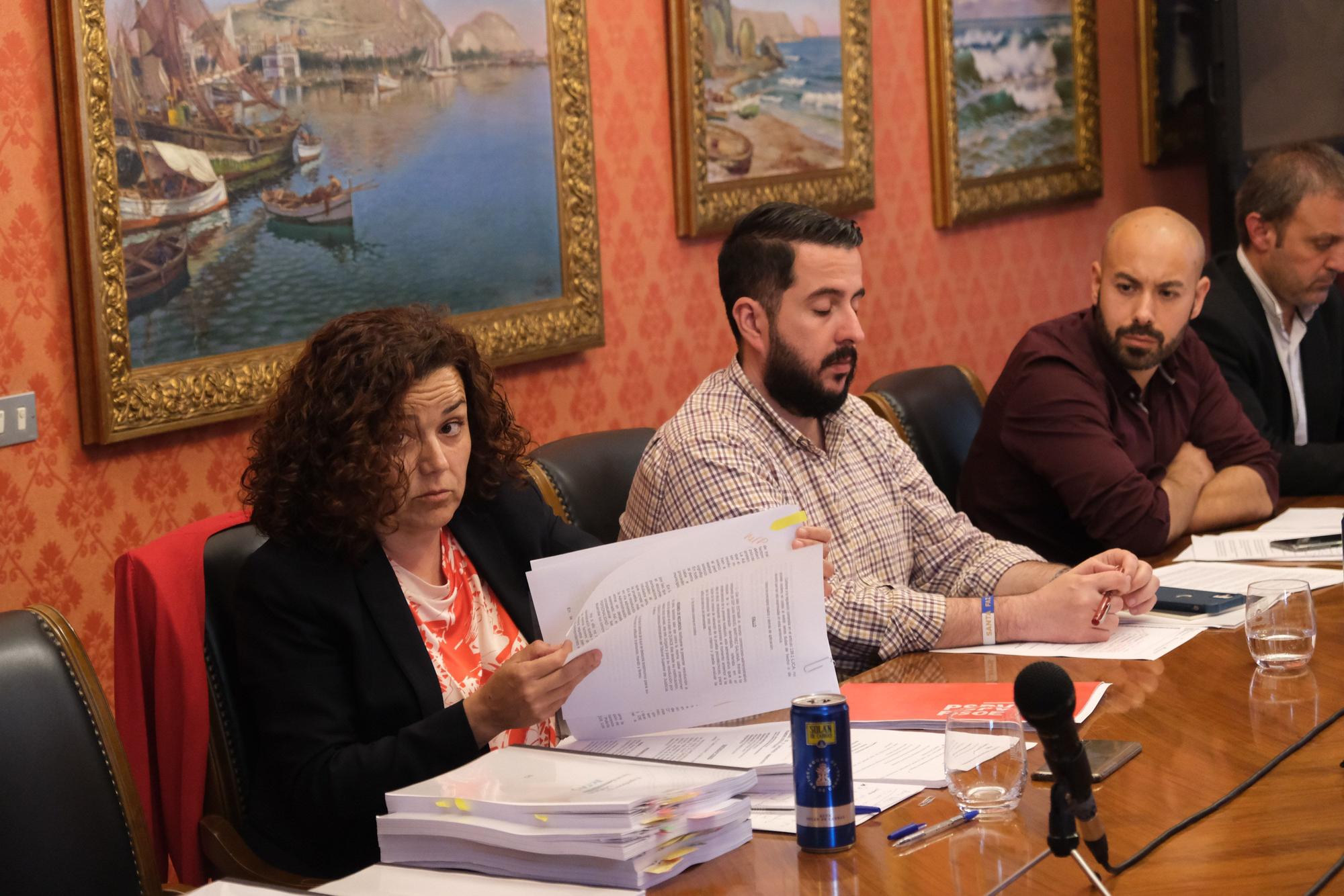 Oposiciones a la Policía Local de Alicante: La comisión de investigación en imágenes