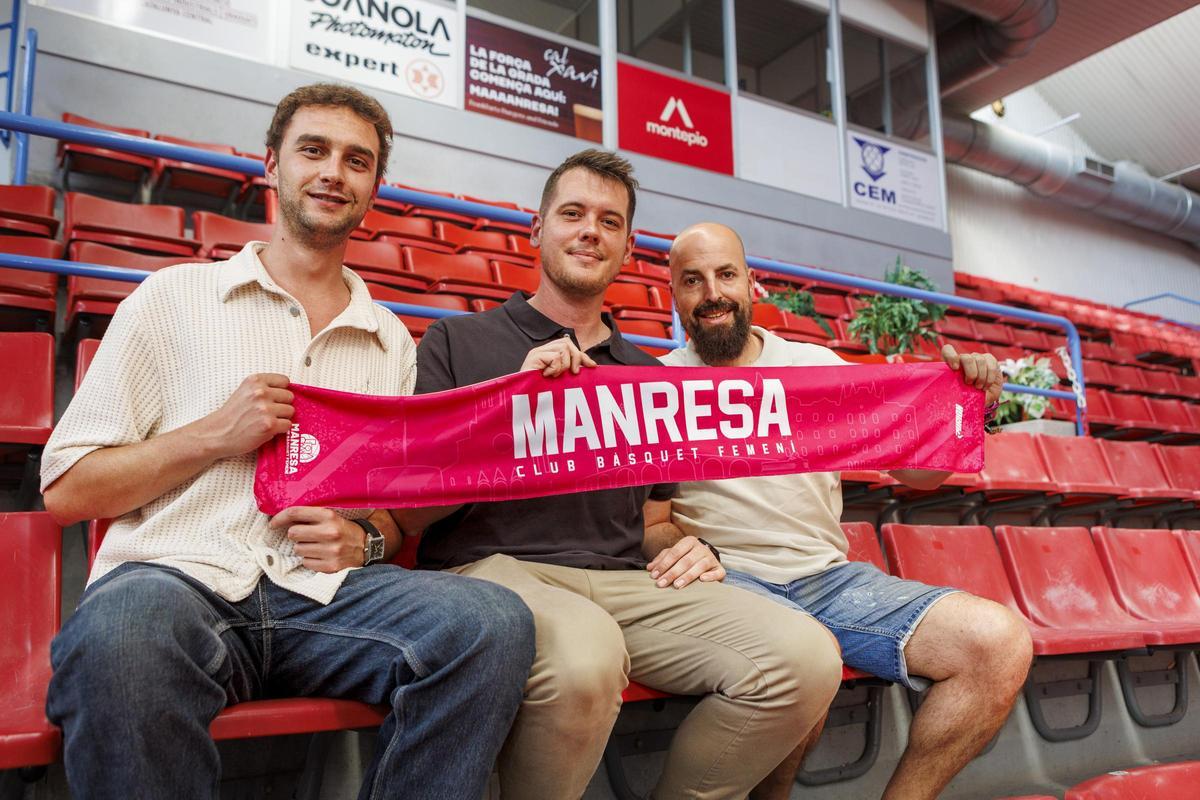 Adrià Jiménez i Miki Ferrer acompanyaran Martínez a la banqueta