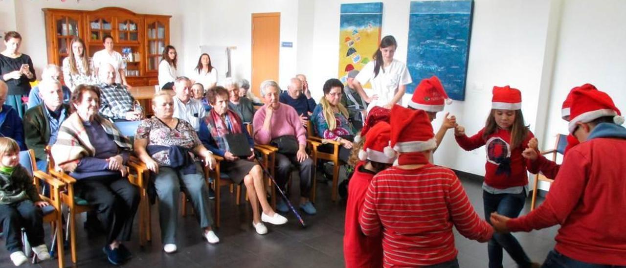 Lastres une generaciones por Navidad