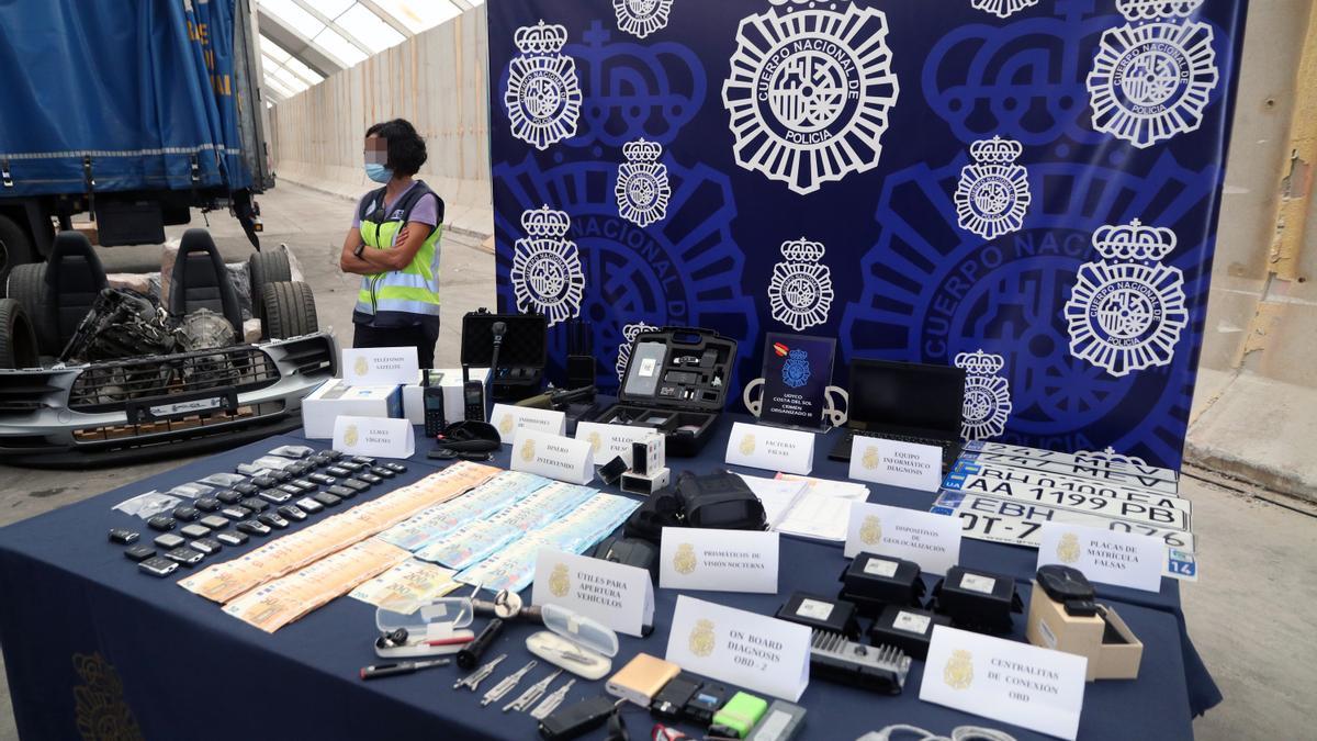 La Policía Nacional desarticula una banda dedicada al robo de coches de lujo