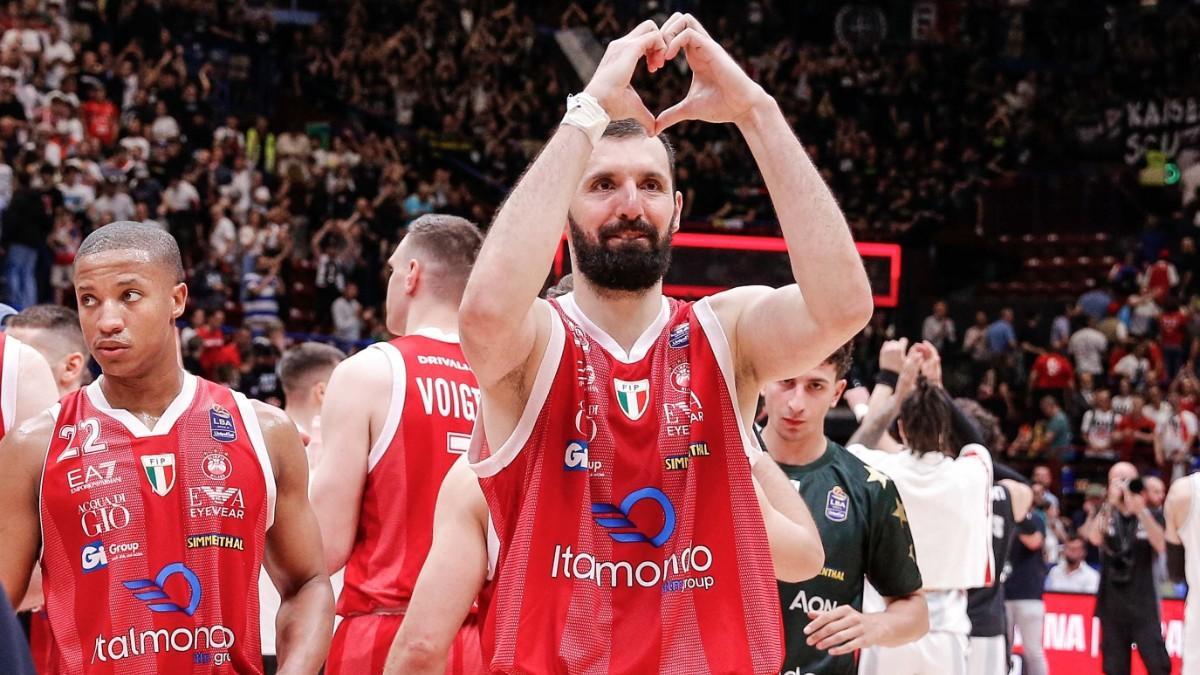 Nikola Mirotic, campeón de liga con Olimpia Milano