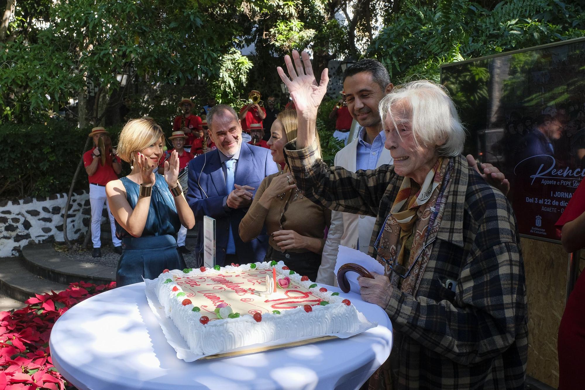 Agaete celebra el cumpleaños del artista Pepe Dámaso