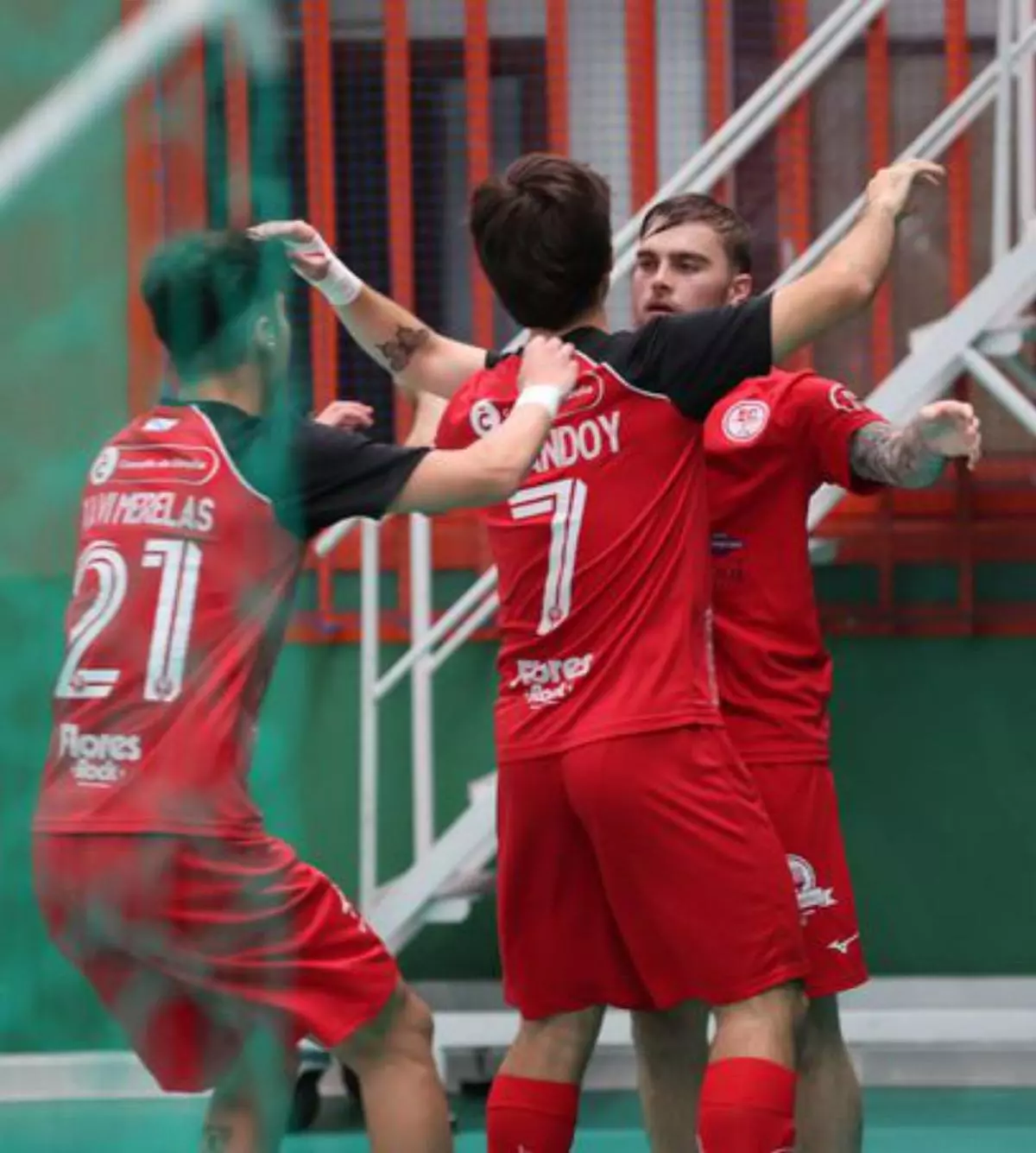 El 5 Coruña quiere extender su racha triunfal ante el Coruxo