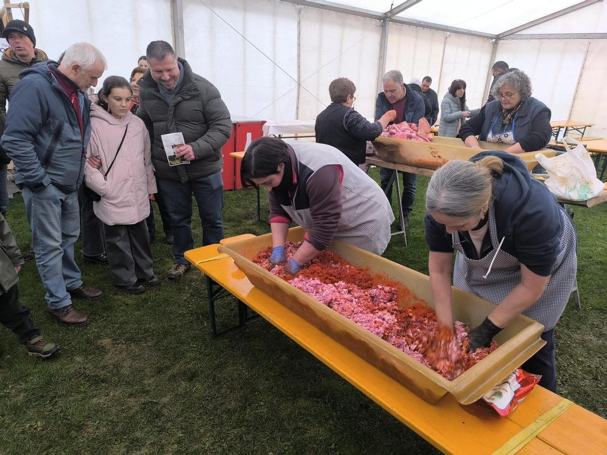 649519691_1226440856308986_1480218928701379661_n