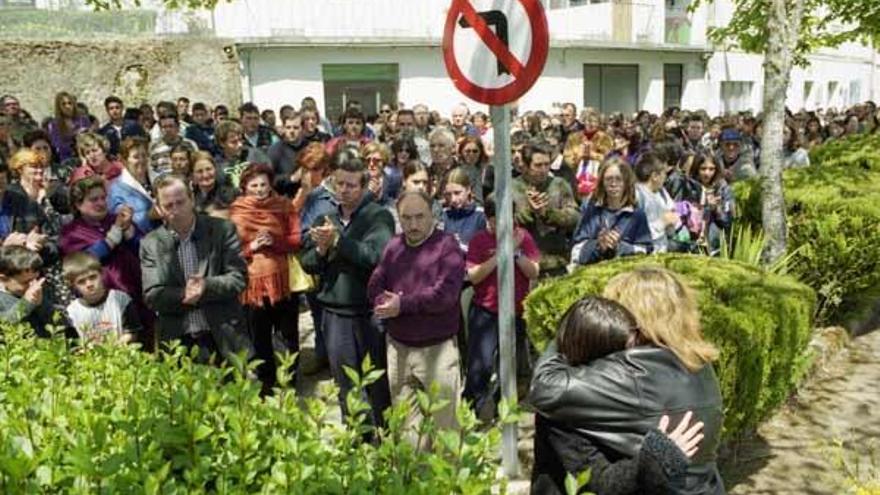 Los vecinos se sumaron al dolor de la familia nada más conocerse los hechos.