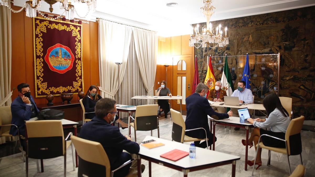 Sesión de la comisión de investigación de Torrejimeno.