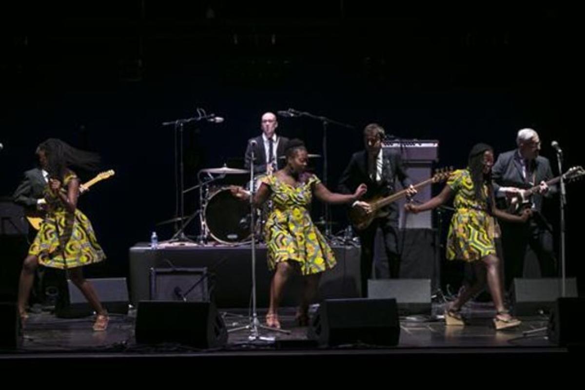 El grupo The Sey Sisters, durante su actuación de anoche en el Festival Castell de Peralada.