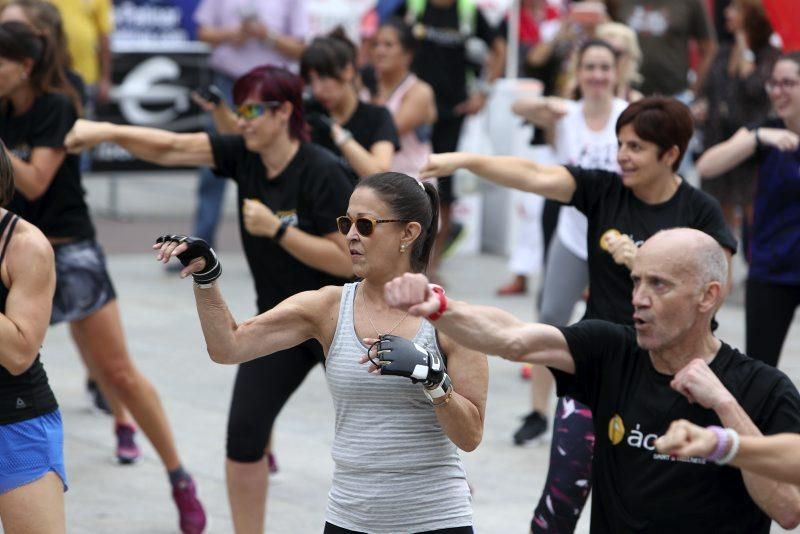 Deporte en la calle en la Plaza del Pilar