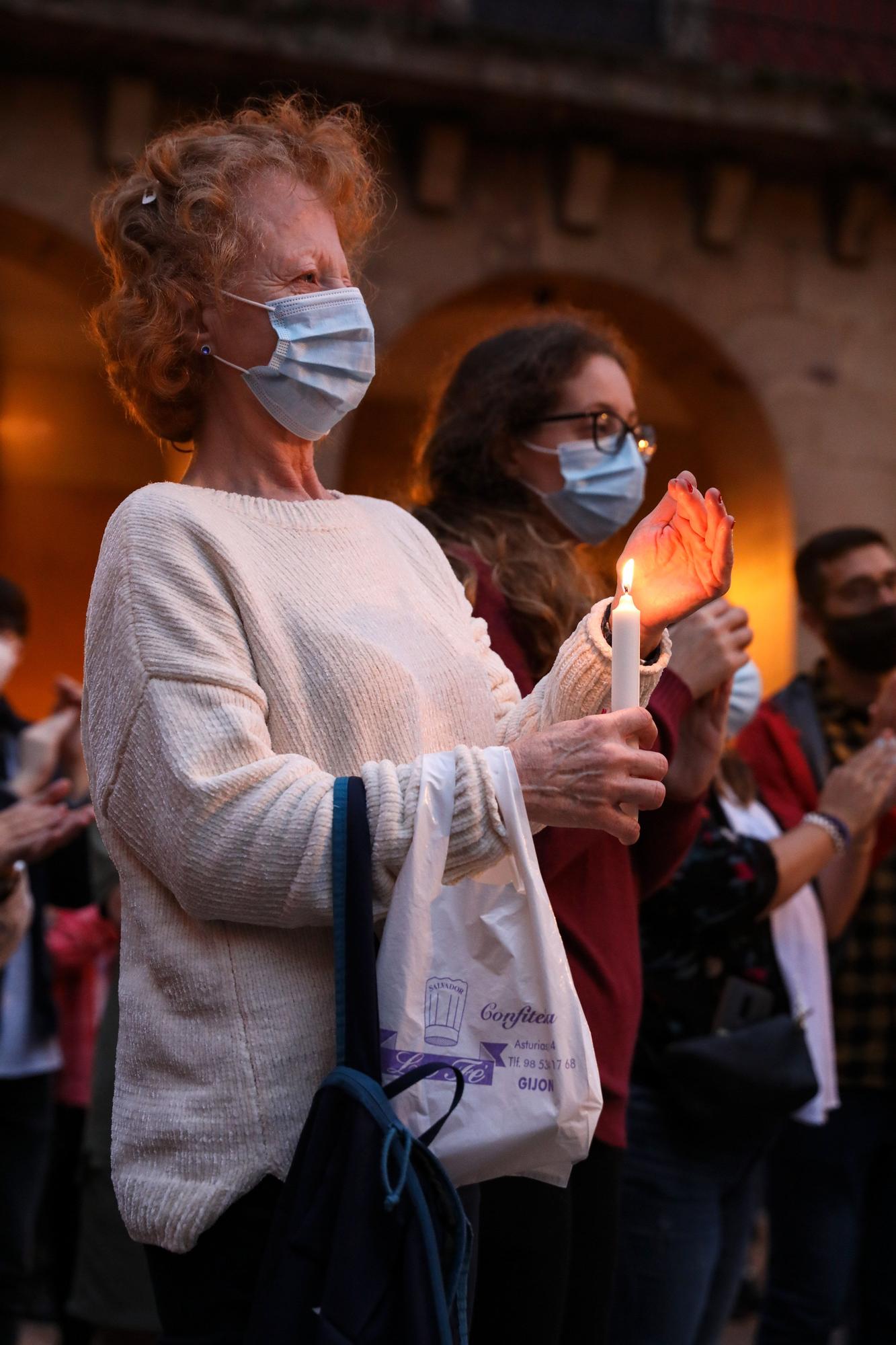 Gijón clama contra la violencia machista tras el crimen de las niñas de Canarias