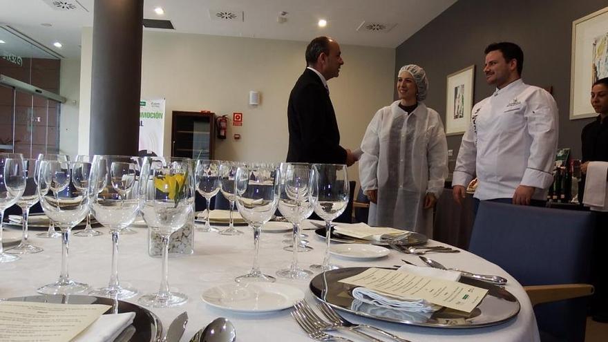 La escuela de hostelería de Extremadura abre un restaurante