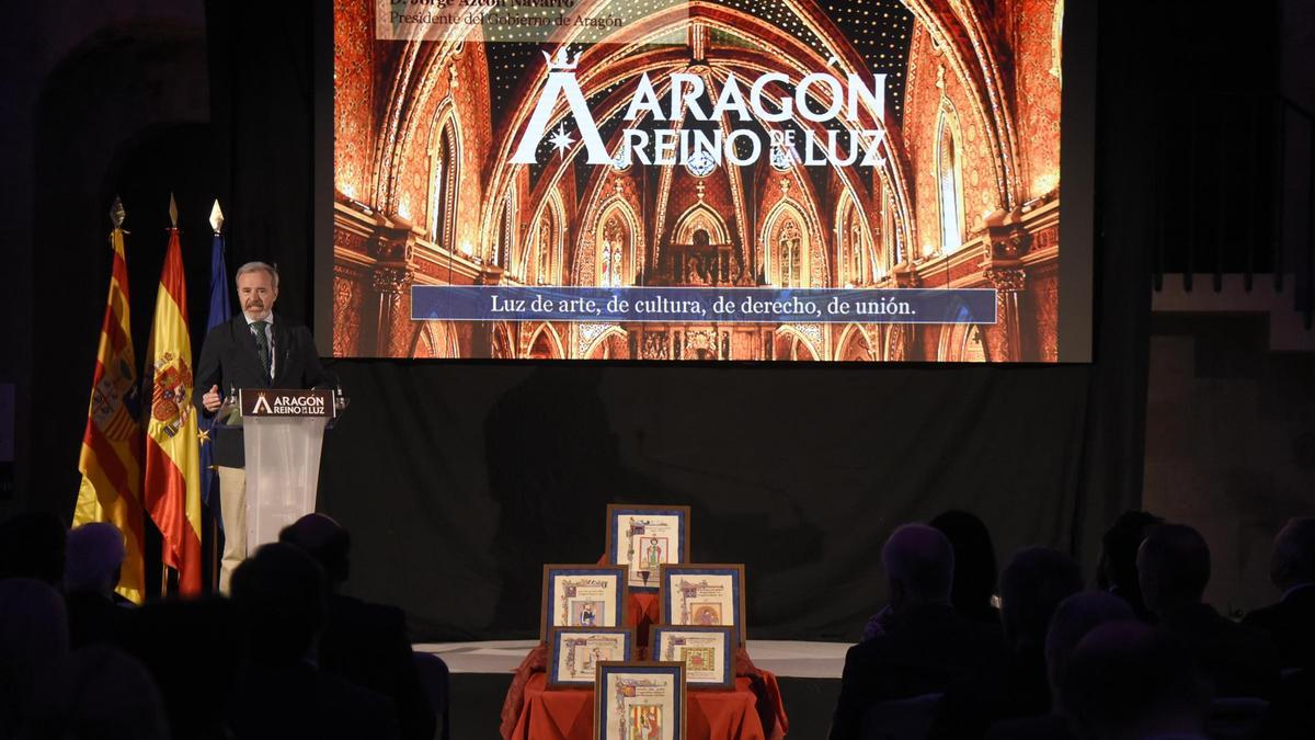 El presidente Jorge Azcón ha presentado el proyecto Aragón, Reino de la Luz este miércoles en el Museo de Huesca.