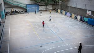 Patio de una escuela en Barcelona.