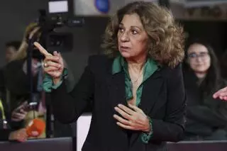 Lolita Flores, 68 años: "Esta es la cara y el cuerpo que tengo y mis arrugas mis alegrías, mis llantos, mis viajes, mis teatros, mis películas y mis canciones me han costado"