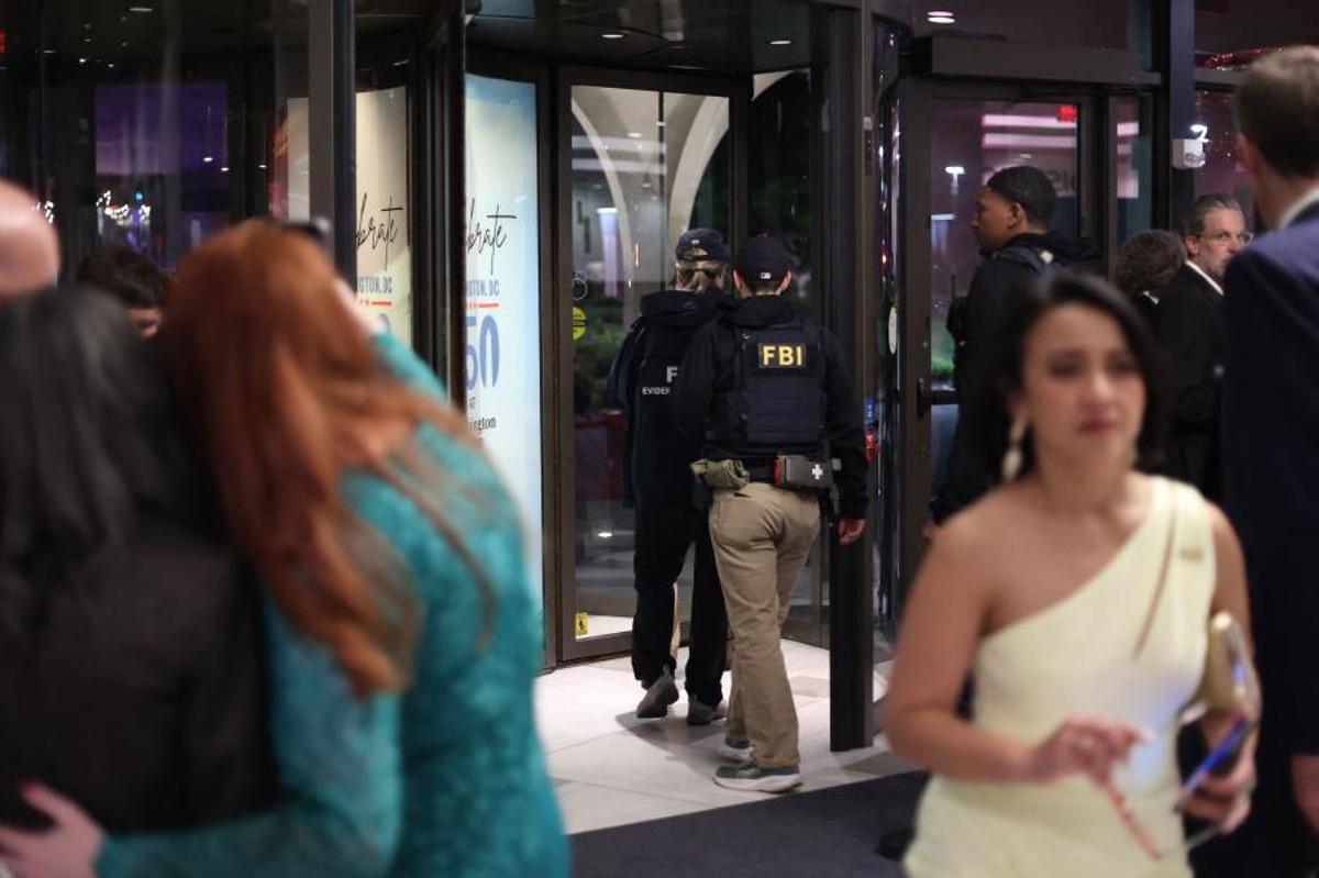 Trump, evacuado ileso de la cena de corresponsales de la Casa Blanca tras un intento de atentado.