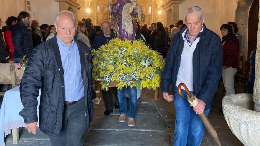 El Cristo de Marzo de San Vitero abre la temporada de romerías en Aliste. | Ch. S.