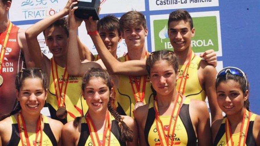 Èlia i Judit Ibarra van ser al triatló d&#039;Almansa