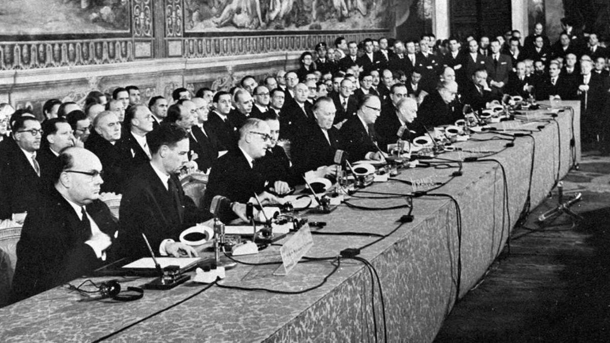 Firma del Tratado de Roma el 25 de marzo de 1957.