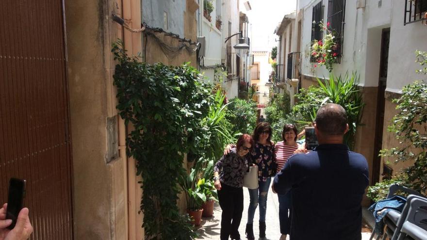 Una calle de Xàbia, convertida en fenómeno turístico