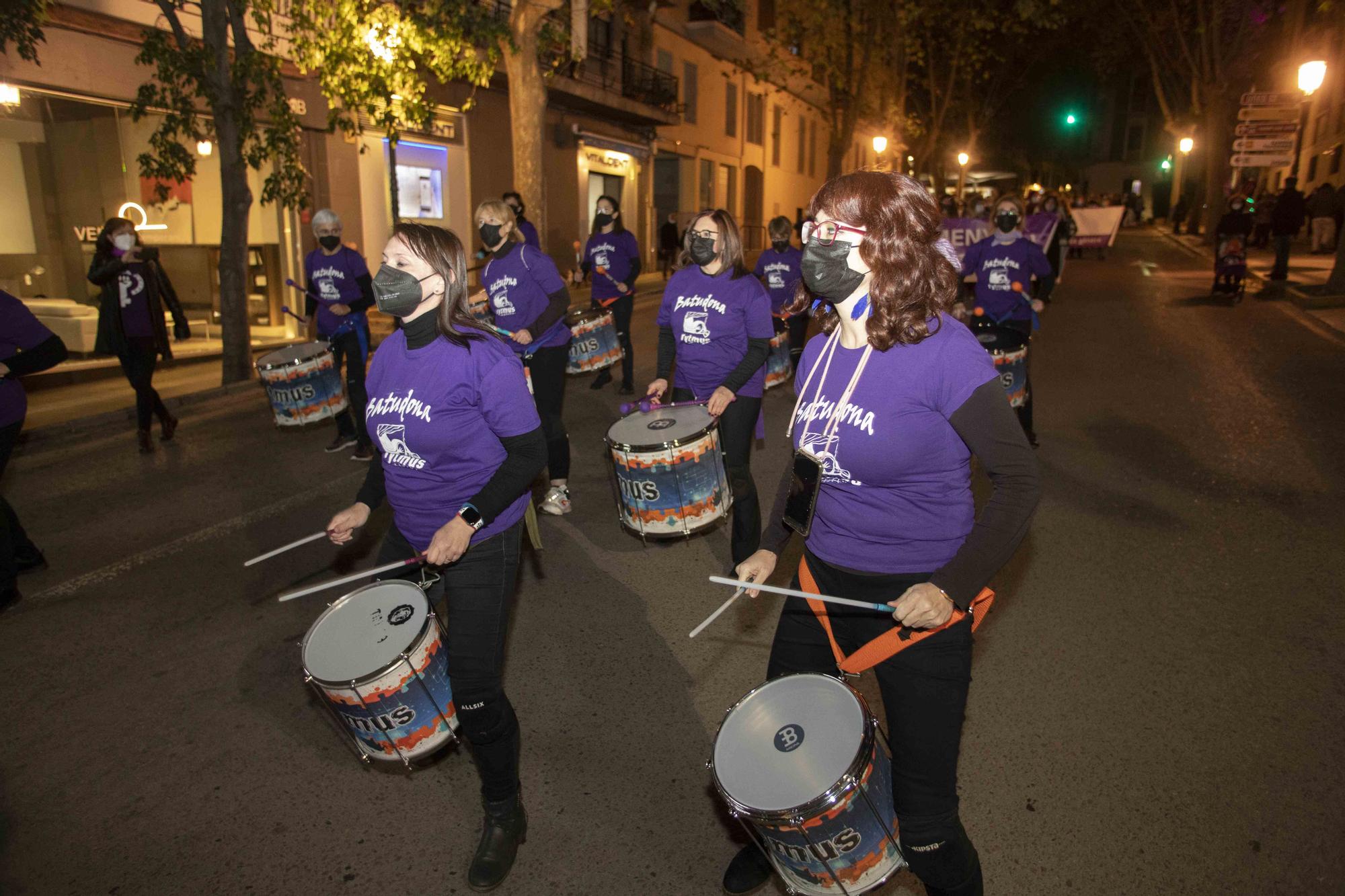 Así fue la marcha del 25N por las calles de Xàtiva