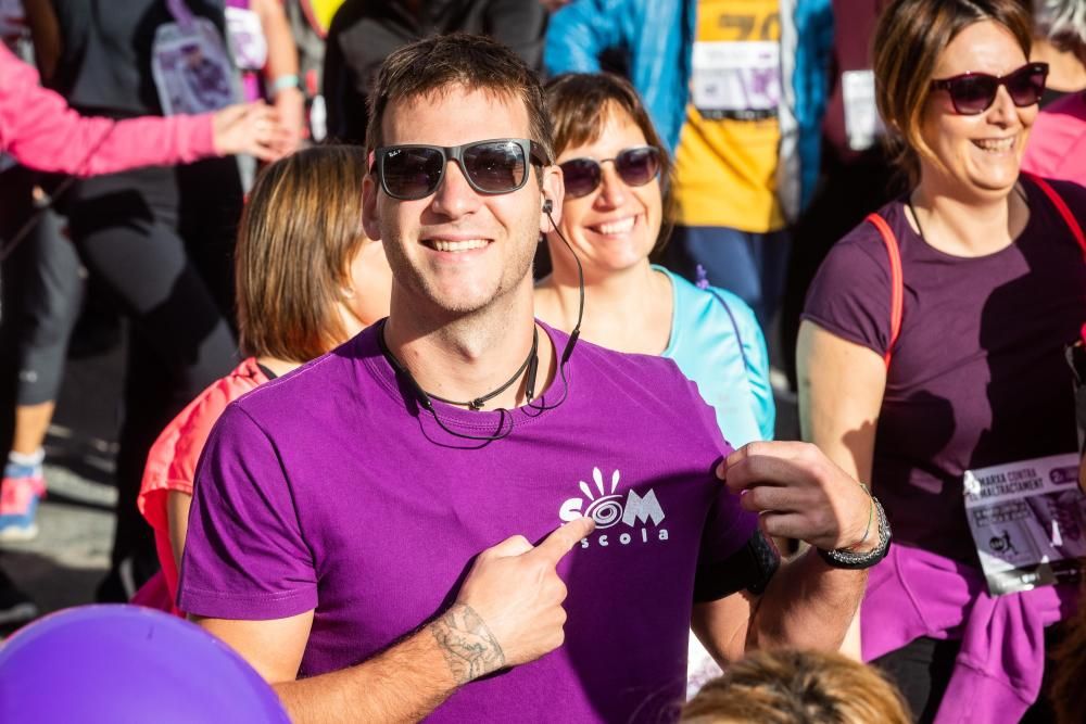 Búscate en la galería de fotos de la Marxa contra la Violencia de Género