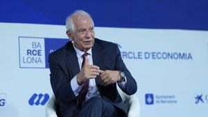 Borrell contra el "supositori" del finançament singular de Catalunya: «No és federal, ni progressista ni generalitzable»