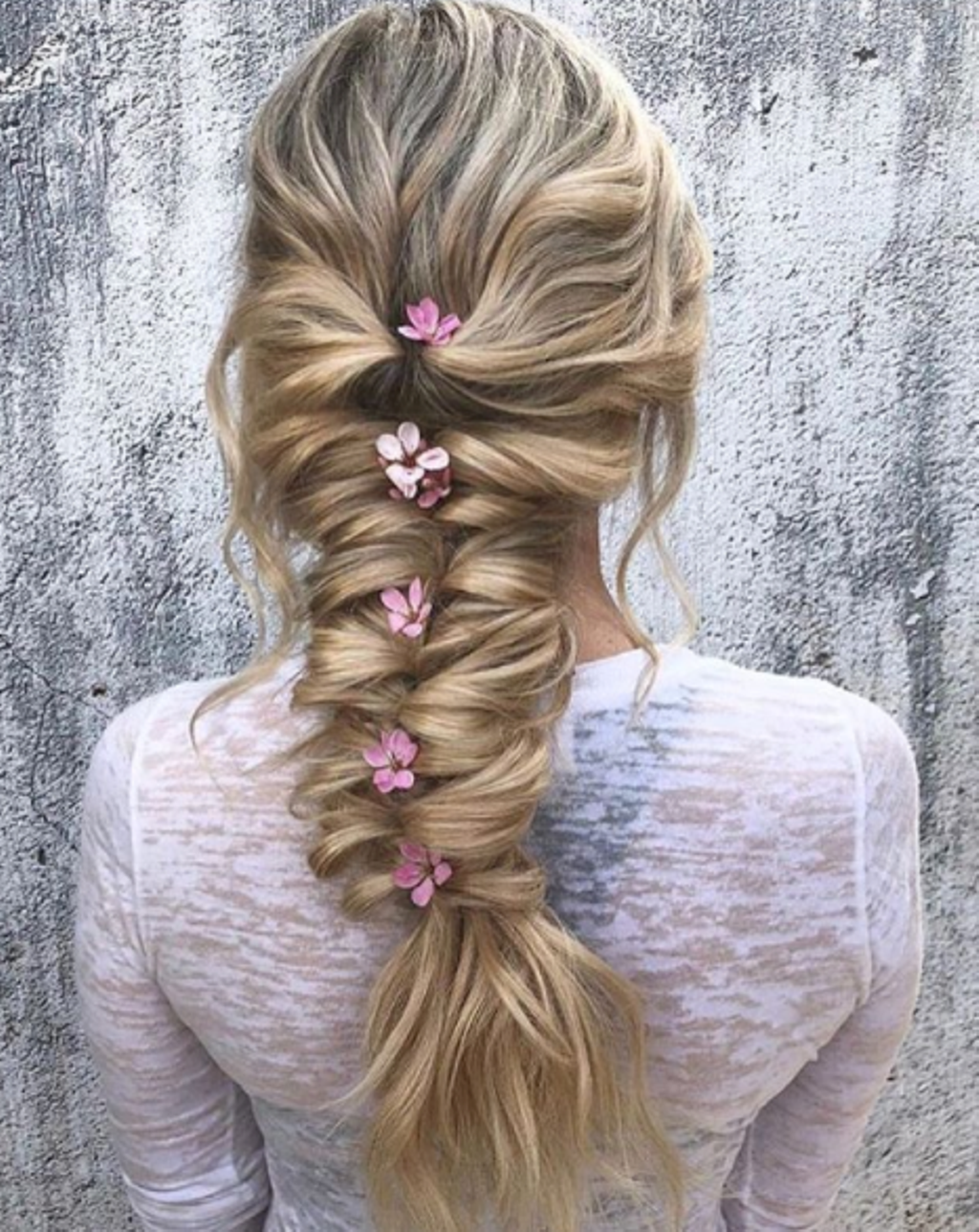 Peinados Coachella: inspiración boda