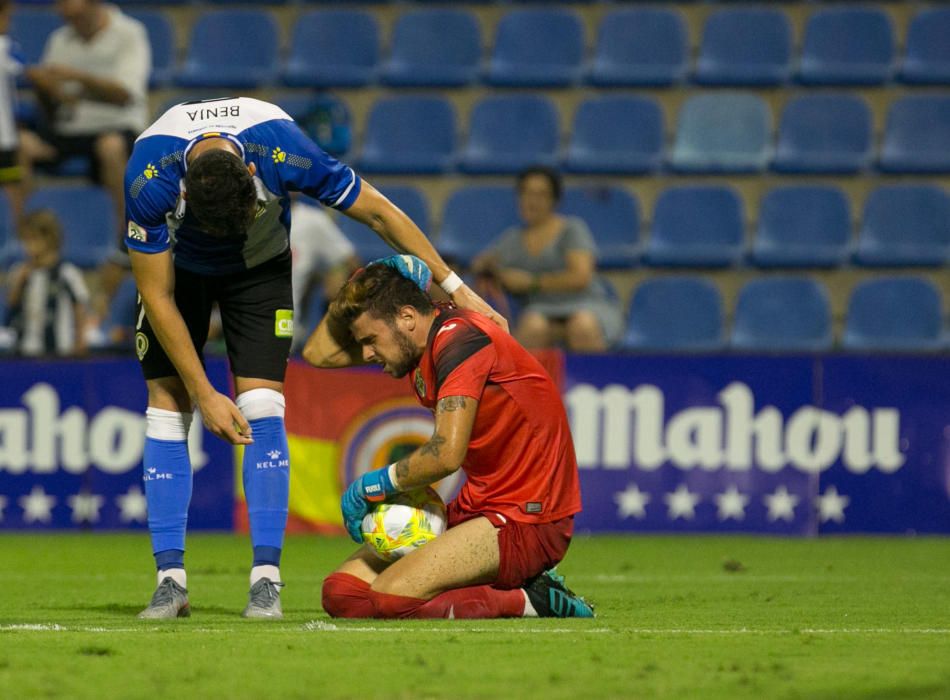 El Hércules genera dudas en su puesta de largo en el Rico Pérez al verse superado por el Villarreal B