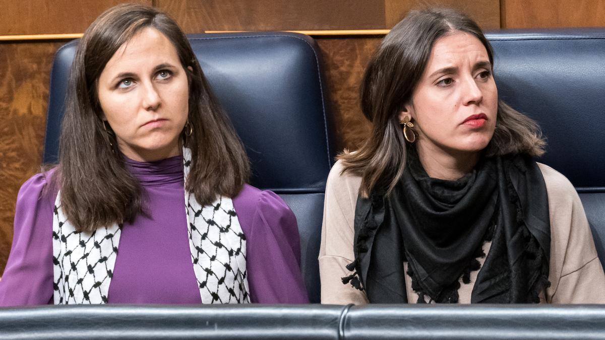 Las inistras de Podemos Ione Belarra e Irene Montero