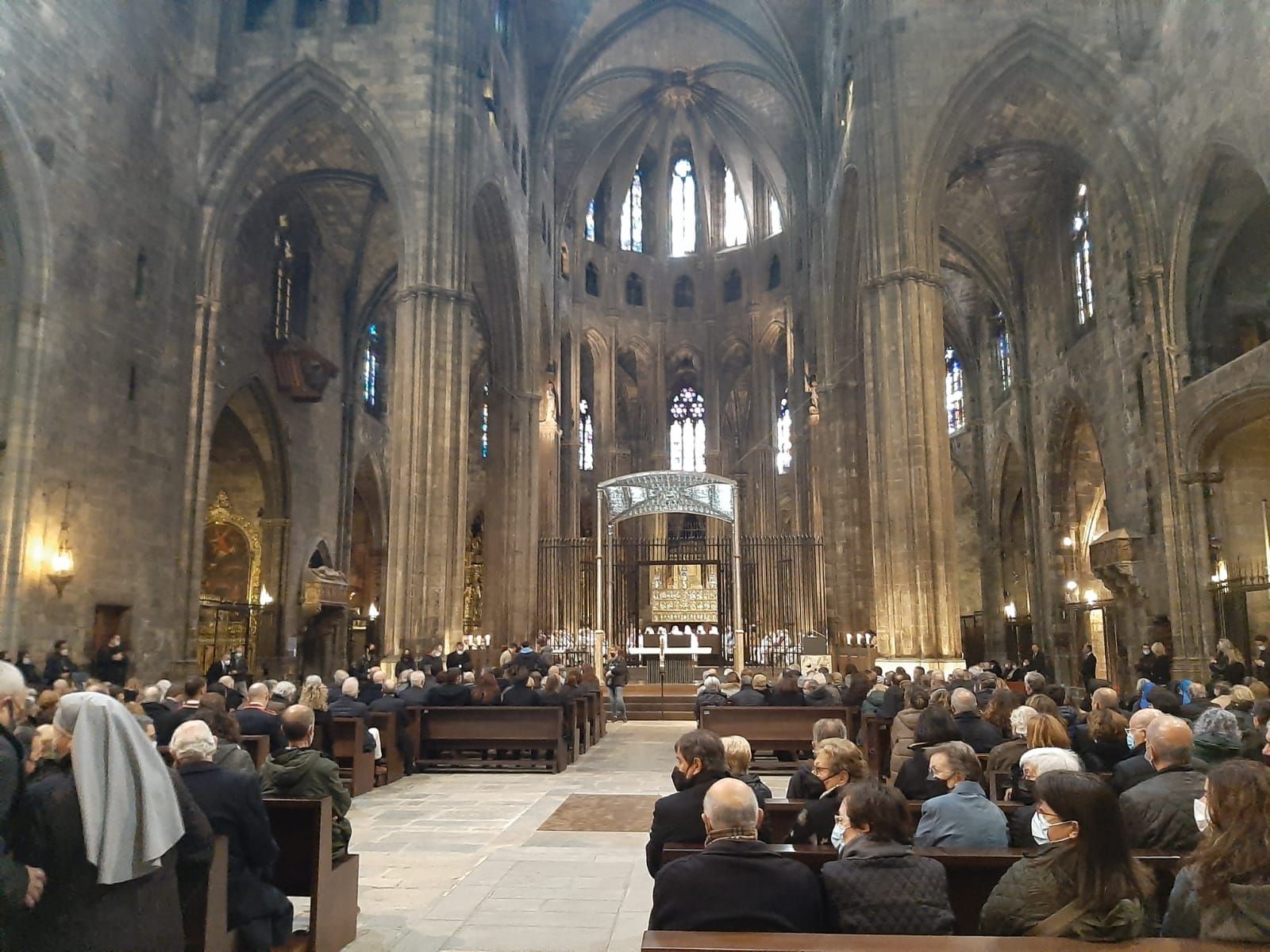 La Catedral de Girona s'omple per acomiadar Francesc Pardo