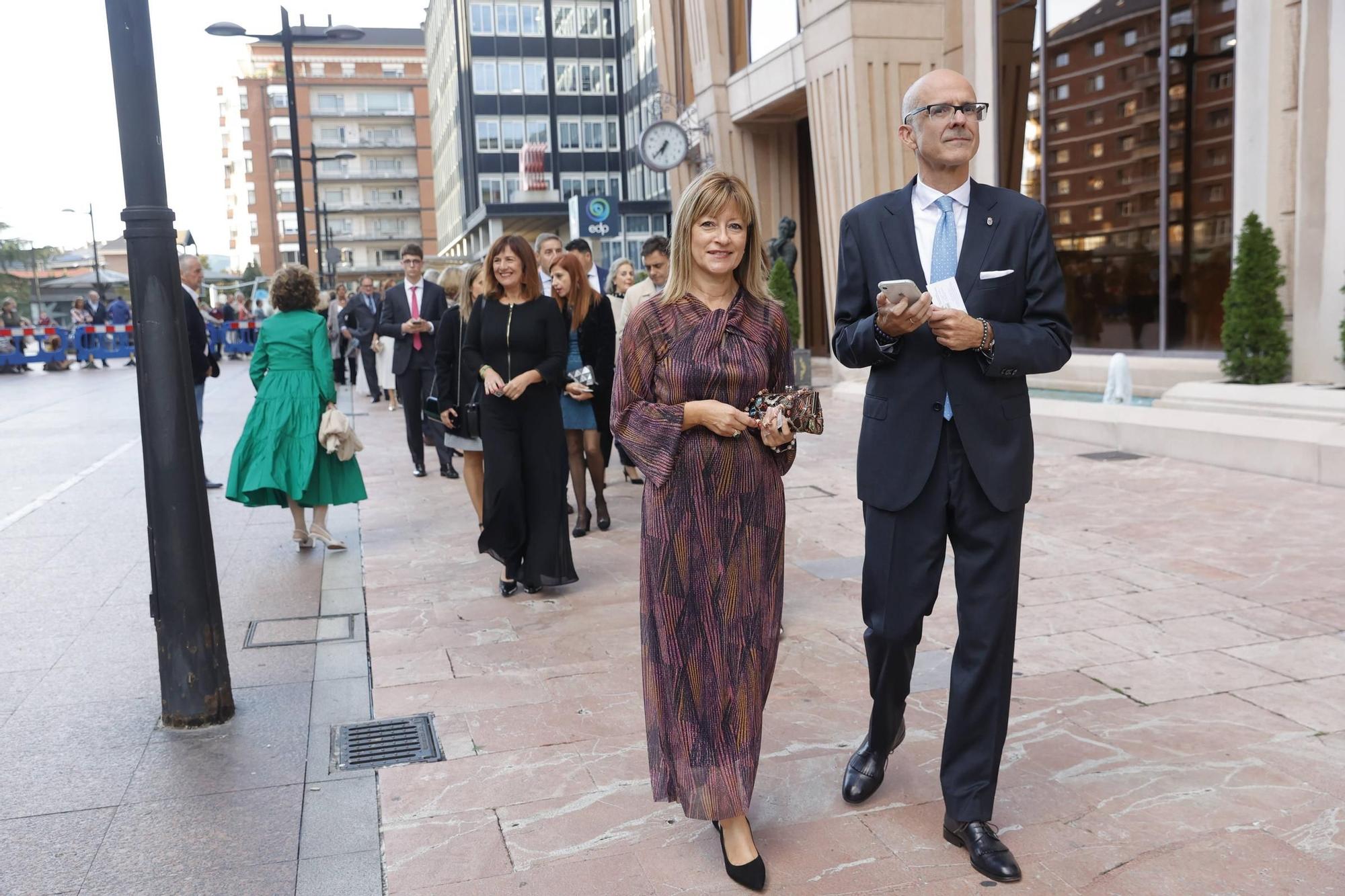 EN IMÁGENES: La Familia Real asiste en Oviedo al concierto de los premios "Princesa de Asturias"